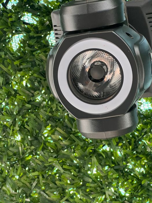 Диско осветление лед робот.работно време 1 час!Френски!