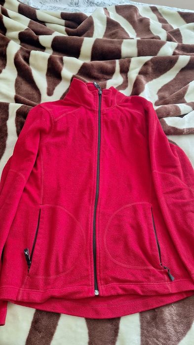 Polar roşu Red Flag