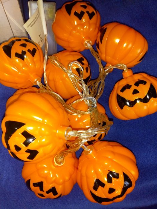 LED лента/топло бял/1м./лампички-тиквички