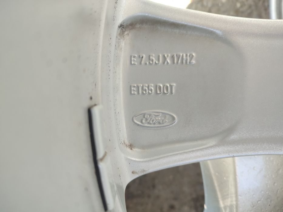 17" оригинални алуминиеви джанти за Ford Kuga...