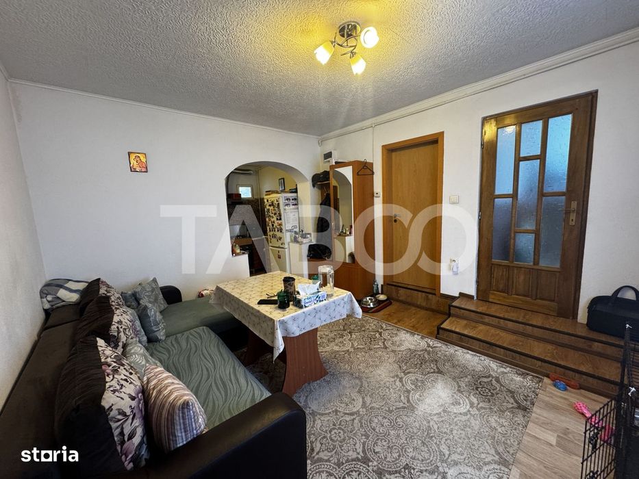 Apartament la casa cu 3 camere si garaj propriu Orasul de Jos Sibiu