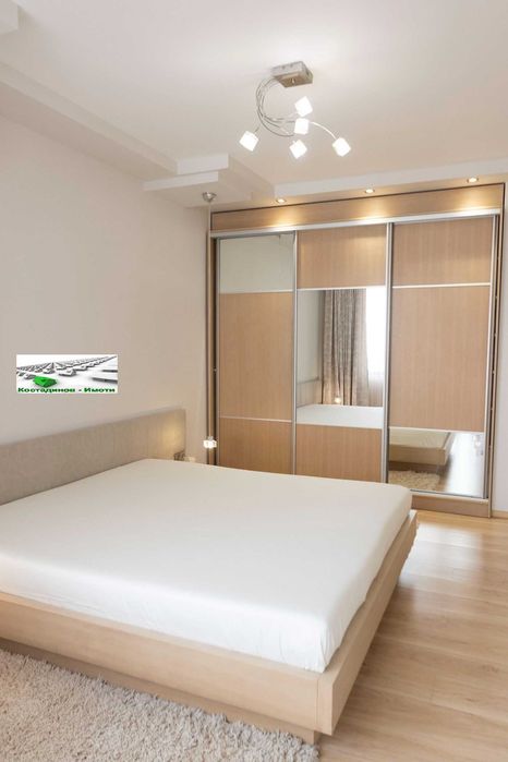 Дава се под наем Тристаен апартамент в Пловдив, Мараша - 118 кв.м за 722.67 € - Снимка #7