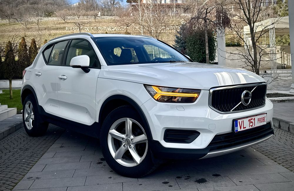 Volvo XC40 2.0d D3 Cutie Automata!Fab 2020!Garantie 12 Luni!