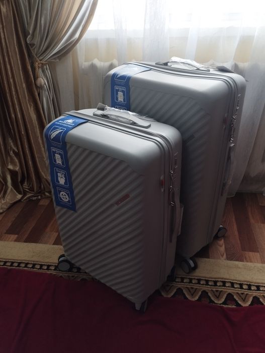 Дорожные чемоданы есть все размеры