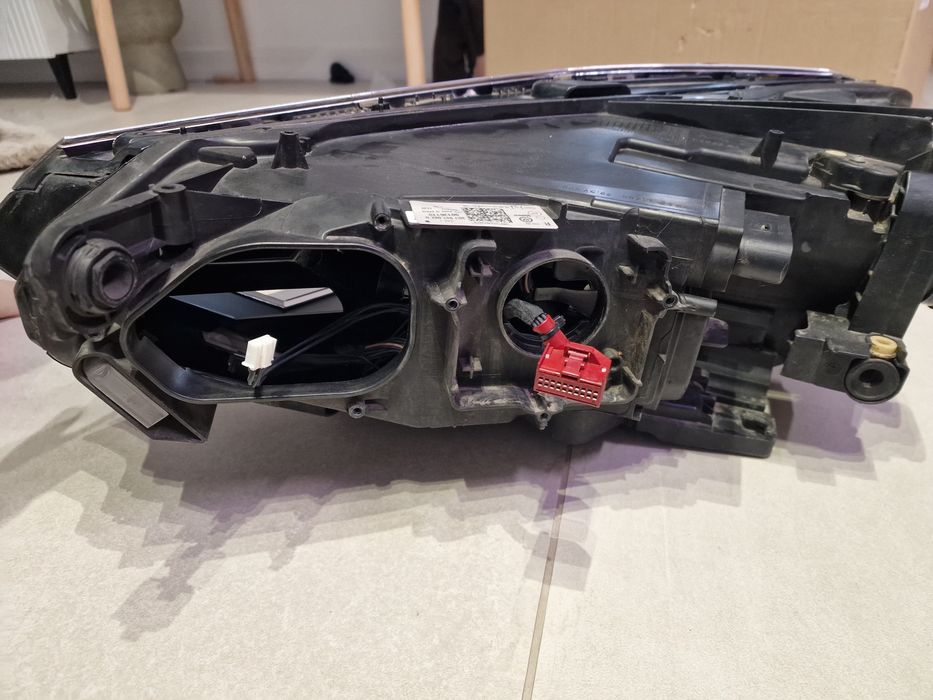 Far dreapta VW Pasat B8 2017 High LED Adaptiv