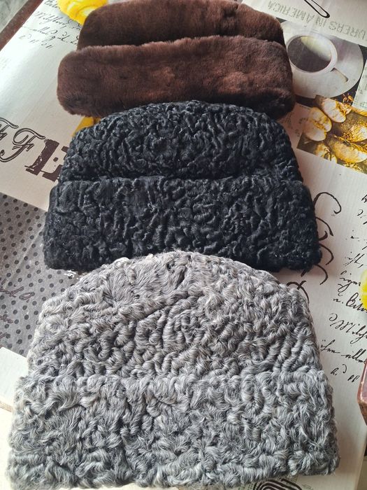 De vânzare căciulă de astrahan