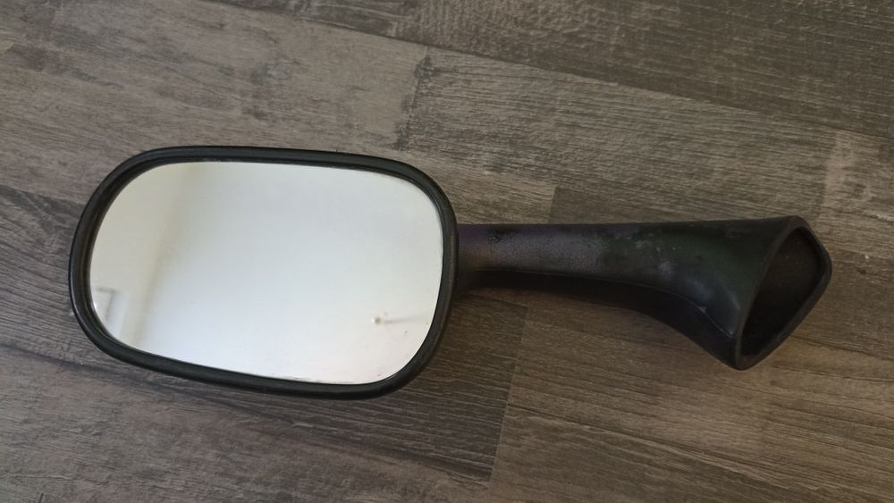 Огледало за мотор
