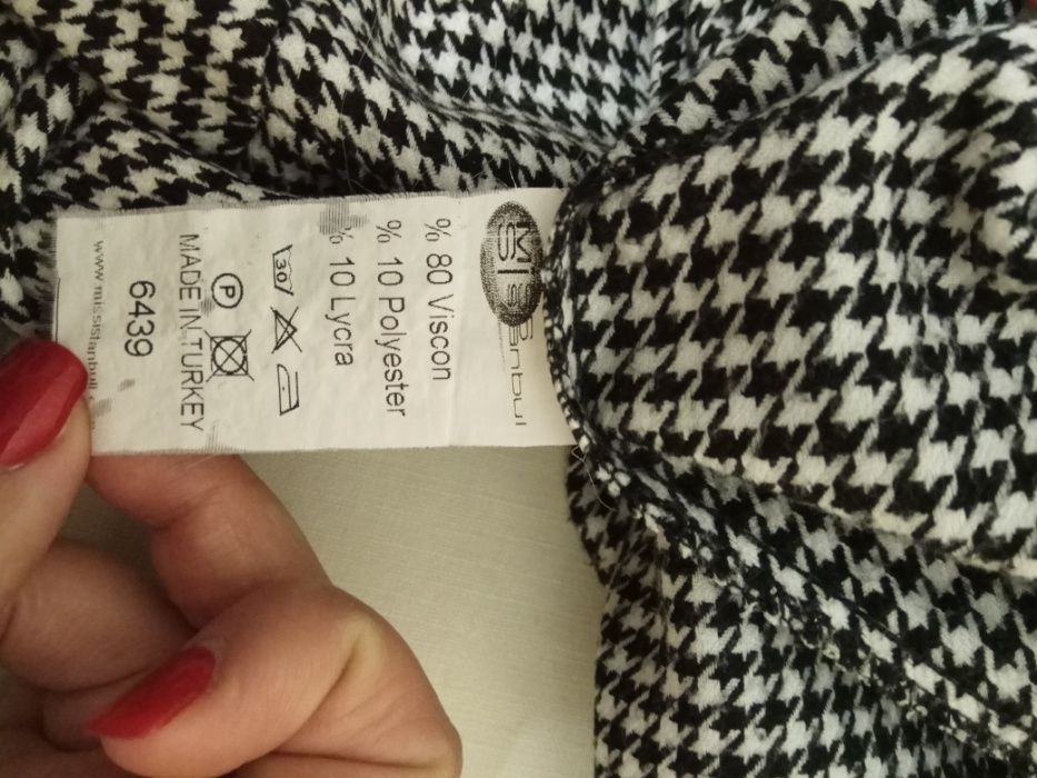 Платье женское продается