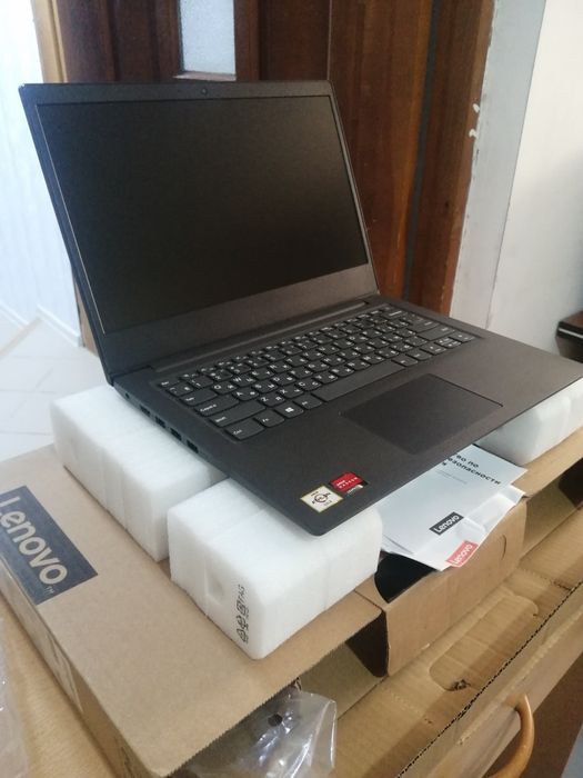 Lenovo SSD /8Gb DDR4. Новый.