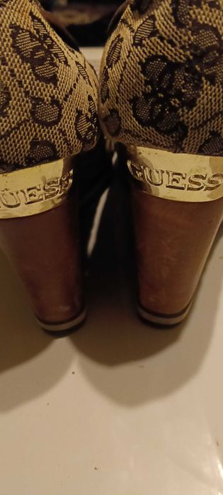 Обувки на платформа Guess