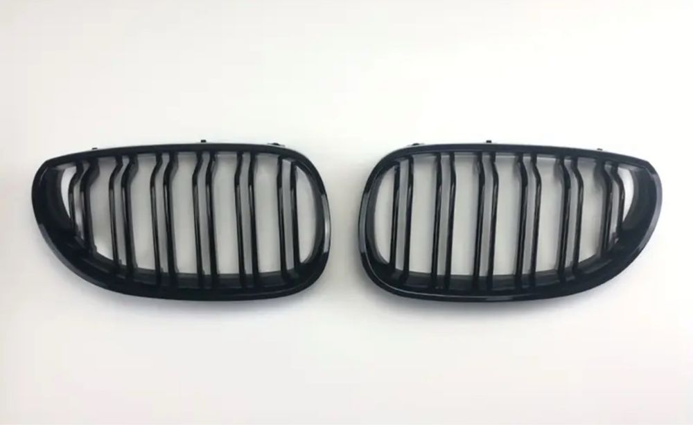 Черни бъбреци за BMW E60/E61 – Double Slat M Style