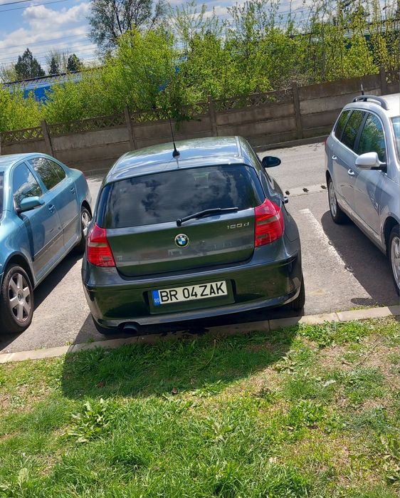 Vând bmw seria 1