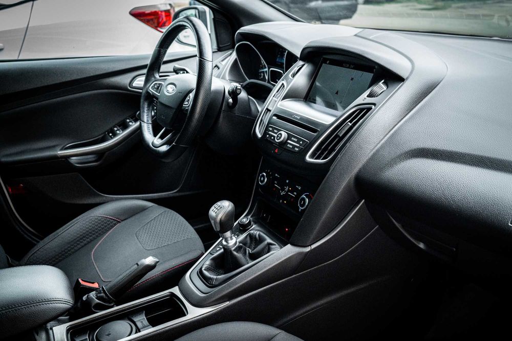 Ford Focus 1.5 benzina 150 CP Euro 6, KIT ST-line Garantie, Rate