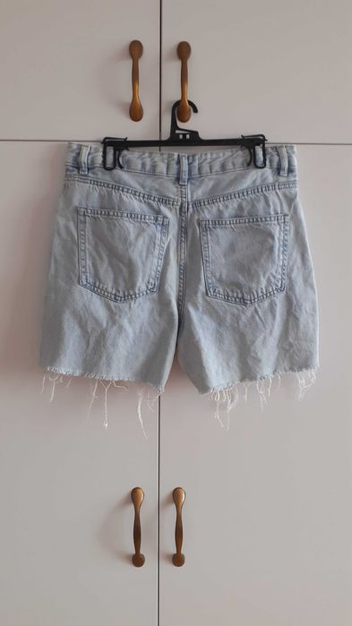 НОВИ къси дънки Sinsay размер 38