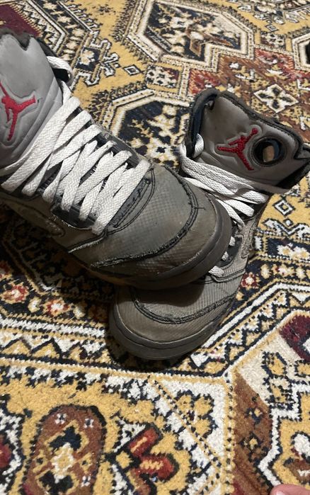 Jordan 5 off ehite