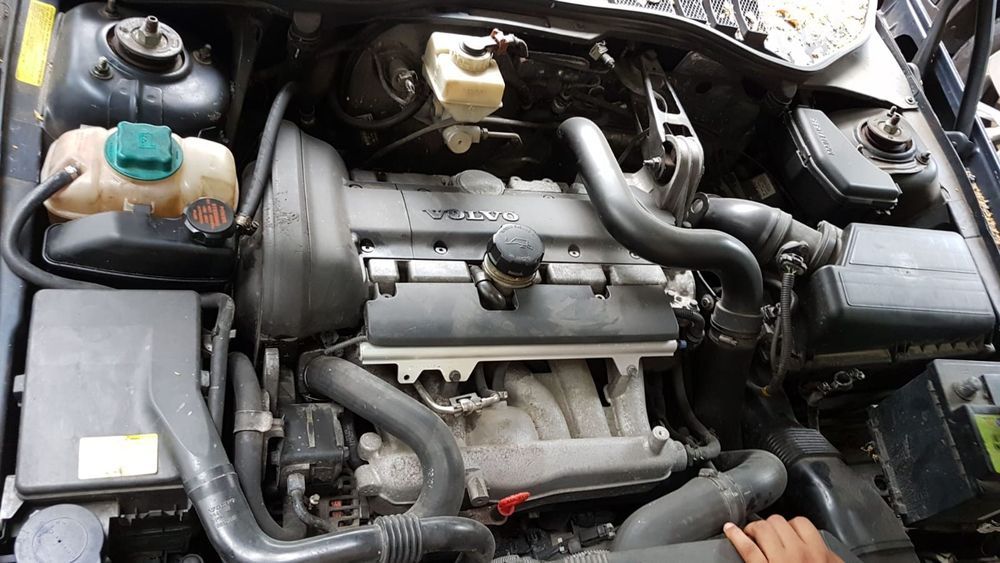 Dezmembrari Volvo C70 1 (1998-2005) 2.0 T Benzina