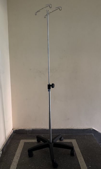 Стойка за инфузии