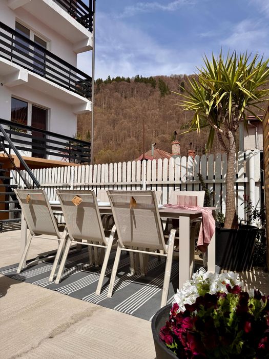 Greg apartament cu terasa Sinaia