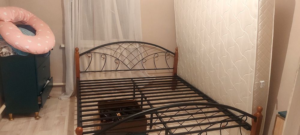 Кровать двуспалнный