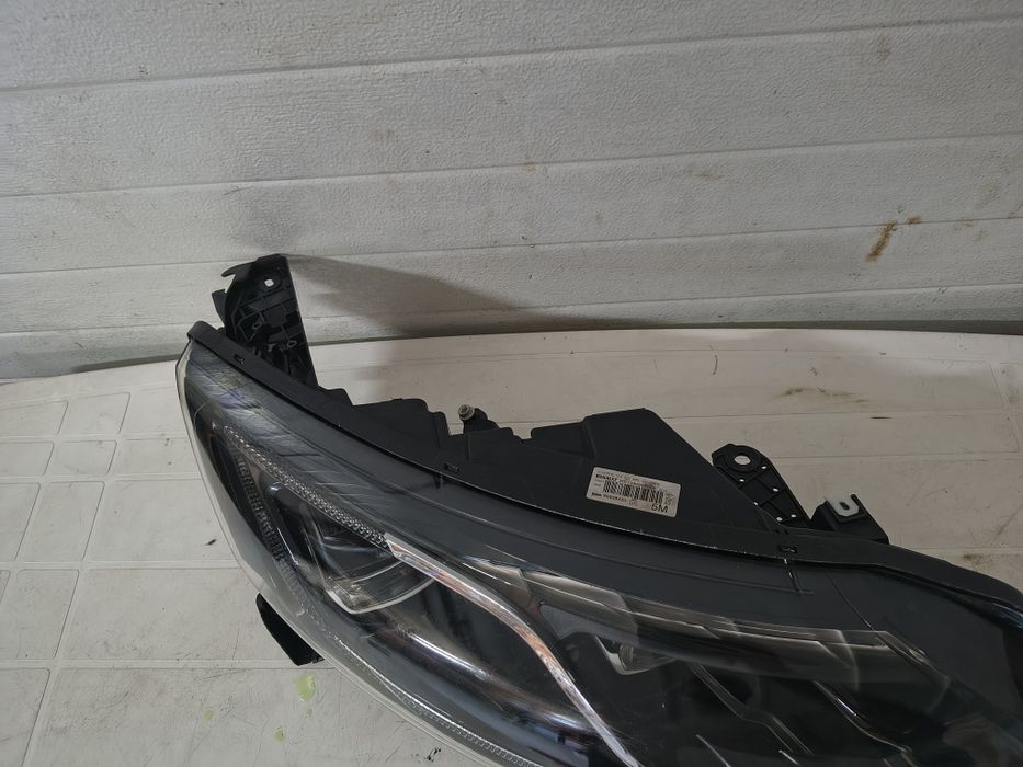 Far dreapta led Pure Vision Renault Espace 5 cod 260108498R