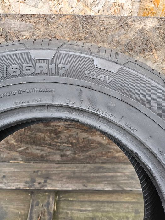 Anvelope 235 65 17