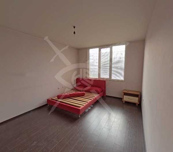 Продава се Тристаен апартамент в Пловдив, Кючук Париж - 85 кв.м за 1118 €/кв.м - Снимка #2