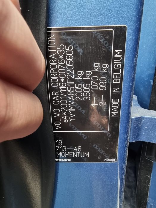 Volvo V40 VEA Momentum*Albastru*190CP*Diesel
