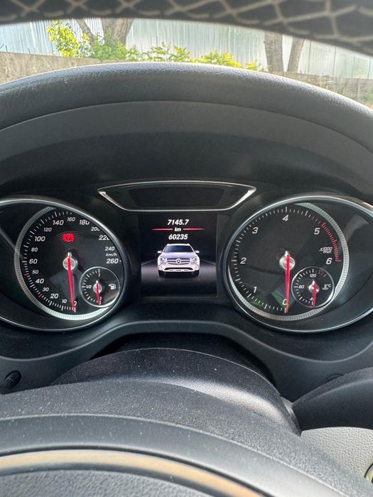 MERCEDES-BENZ GLA 0 — imagine 2