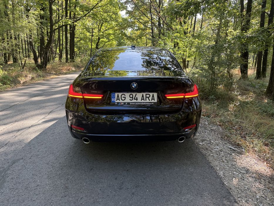 BMW Seria 3 2023 — imagine 32