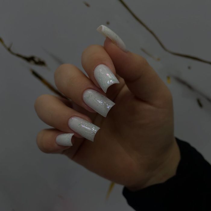 Маникюр наращивание Алмата