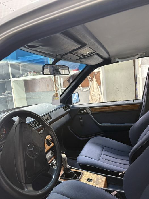 Мерседес w124 е200