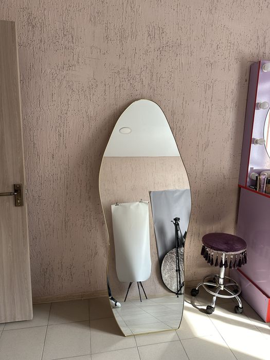 Зеркало напольное