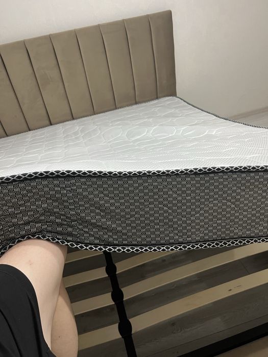 Продам матрас новый