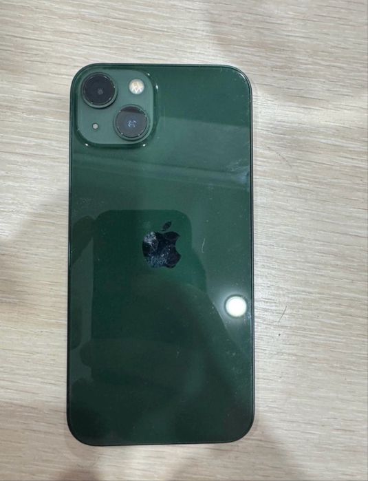 Iphone 13 акб 87%
