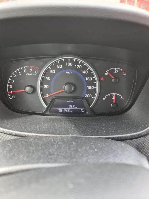 Vând Hyundai I10