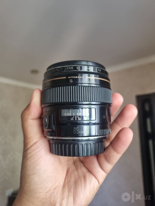 85 mm 1.8 Canon Lens