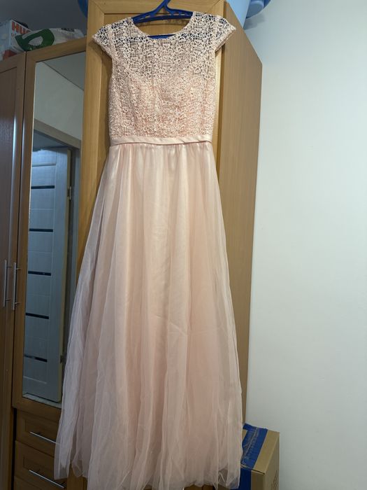 Нарядное платье