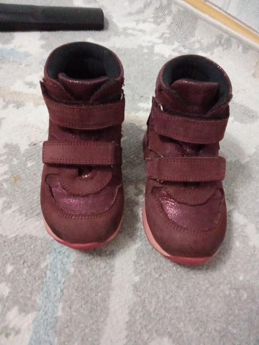 Детские ботинки на девочку