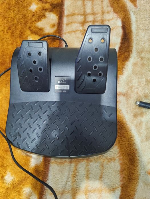 Продам руль игровой