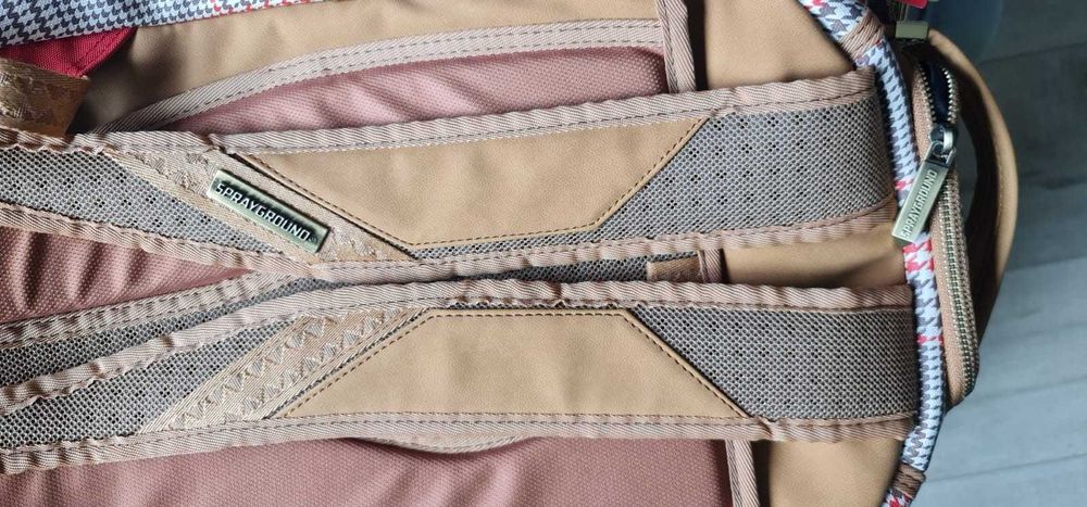 Rucsac de calitate superioara, fabricat in U.S.A.