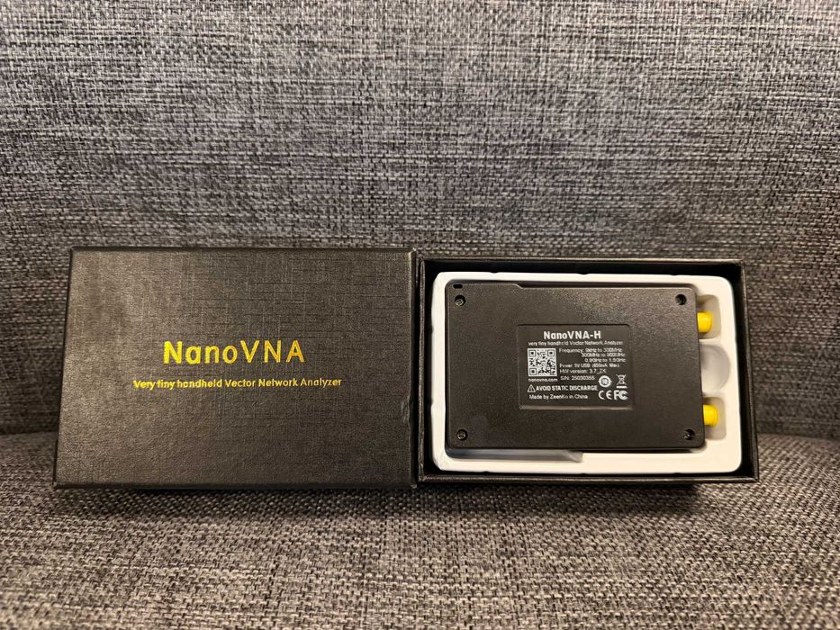NanoVNA-H analizator retea