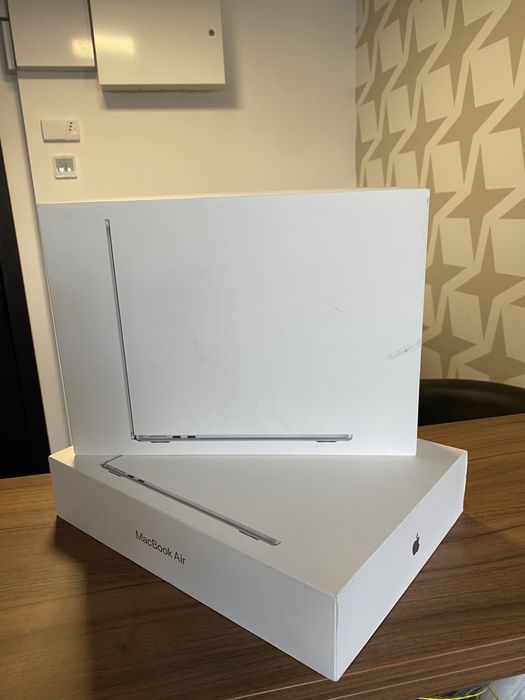 MacBook Air 13-inch/ M4 / 16 Gb RAM / 256 Gb / Silver / Sigilat|