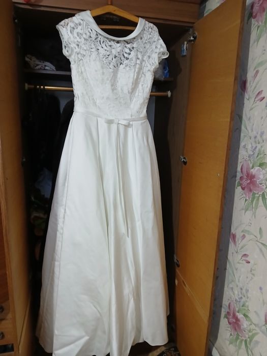 Продам свадебное платье