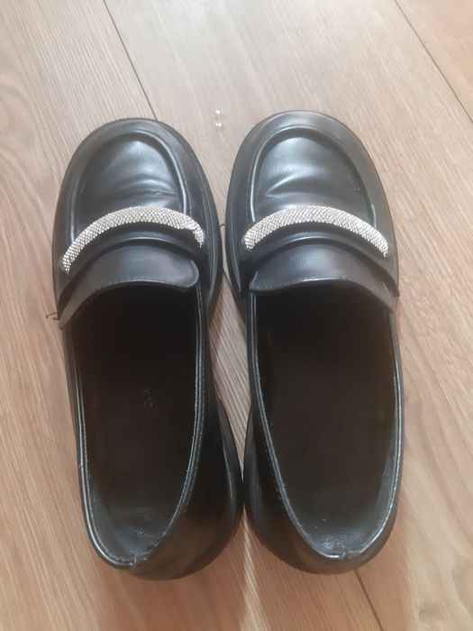 Продам лоферы 36 размера