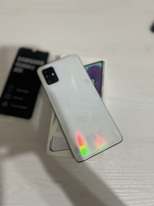 Самсунг А51 2020 года