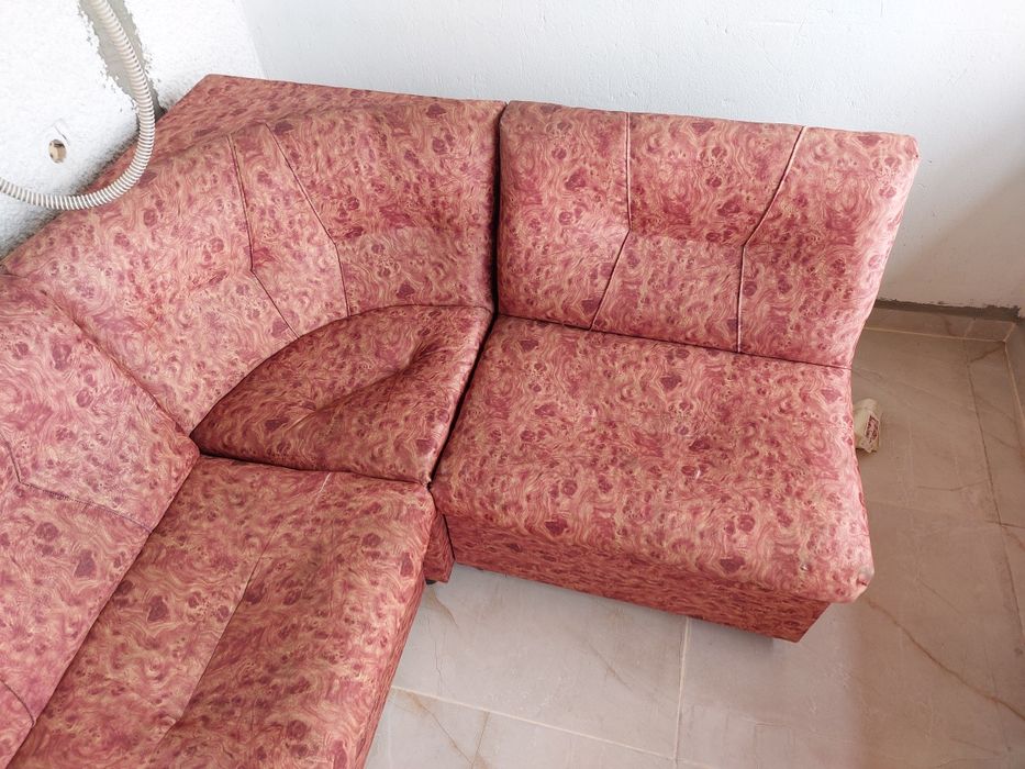 Дивани, кухненски ъгъл, разтегателен ретро диван-канапе