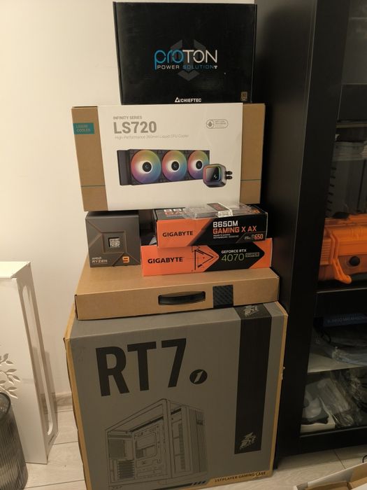 Ryzen 9 7900 RTX 4070 Super 32GB DDR5 6000