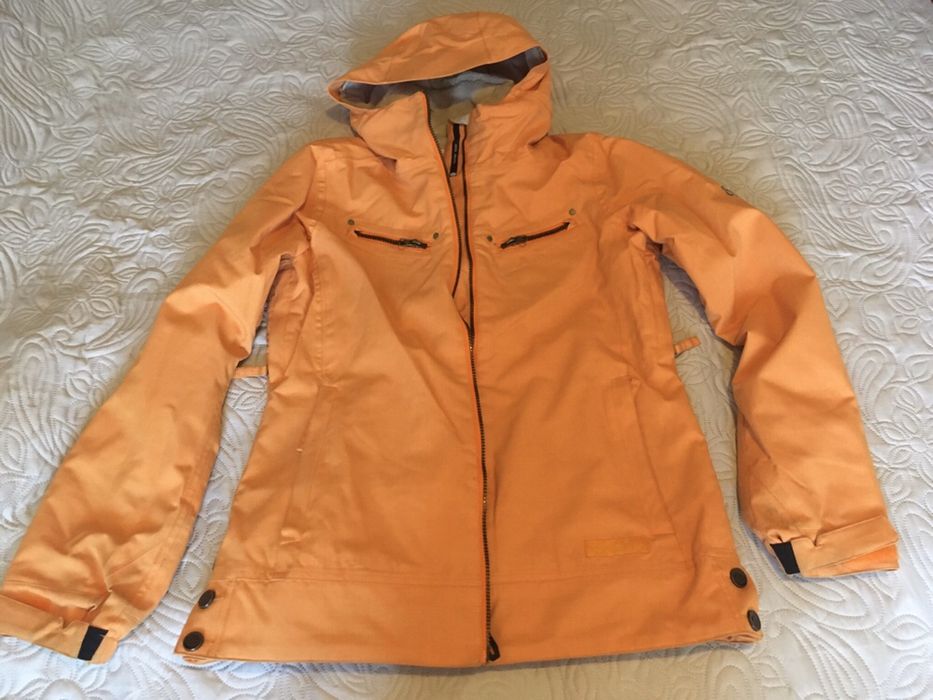 Женско ски/сноуборд яке 686 InfiDry