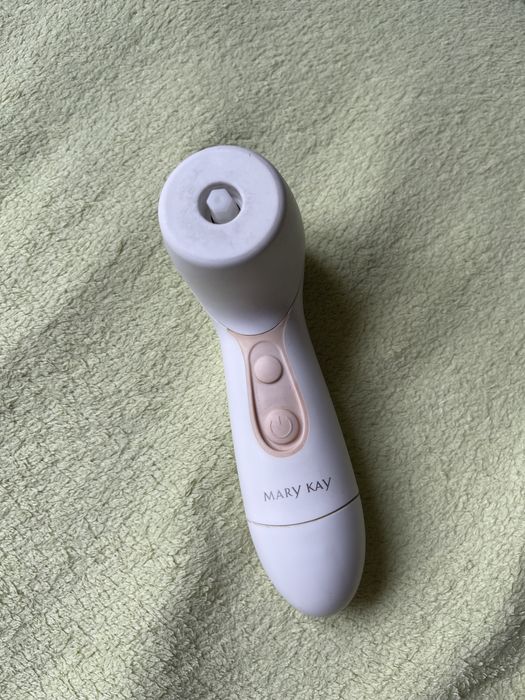 Щетки для чистки лица