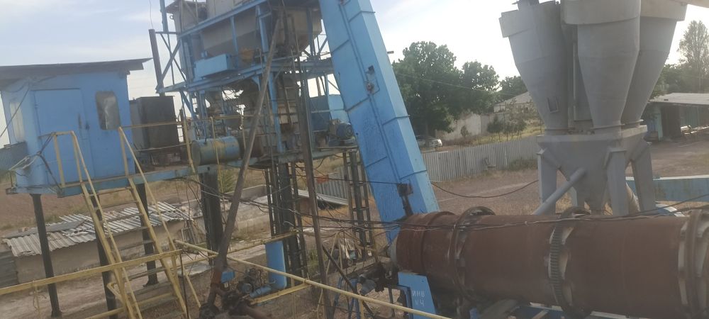 Tayor biznes Asvald  zavod yer maydoni bilan maxsulotlari bilan